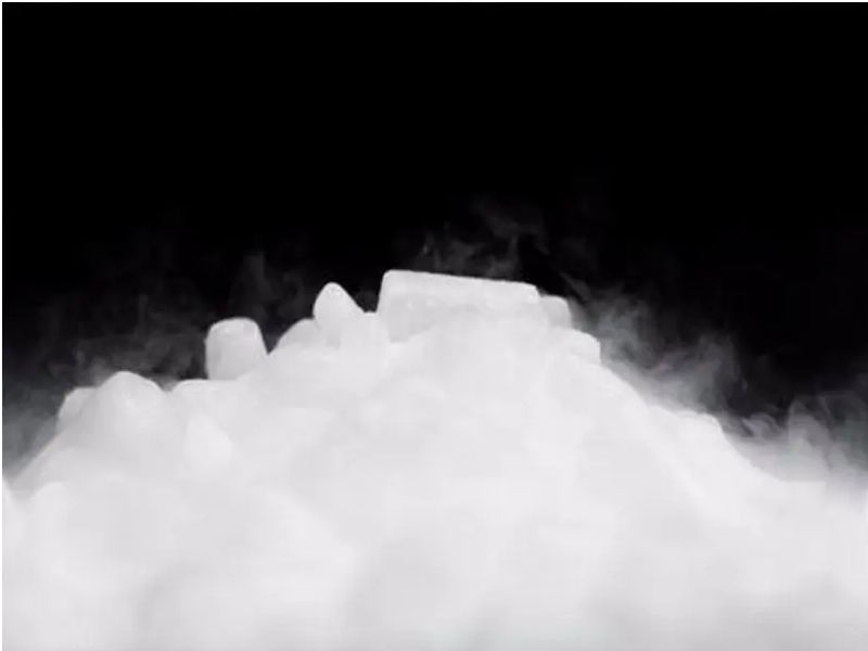 西安工業(yè)氣體公司干冰各行各業(yè)用途及注意事項有哪些？